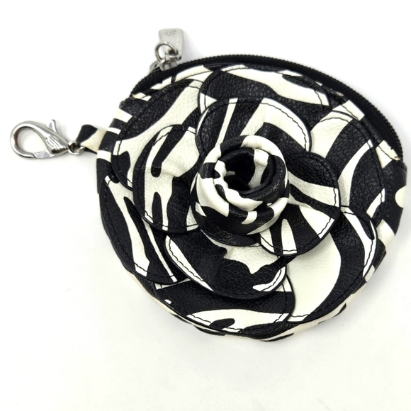 GRACE ADELE BLACK & WHITE ZEBRA PRINT 3D ROSE FLOWER PURSE CHARM COIN WOMEN BAGS - Picture 1 of 12